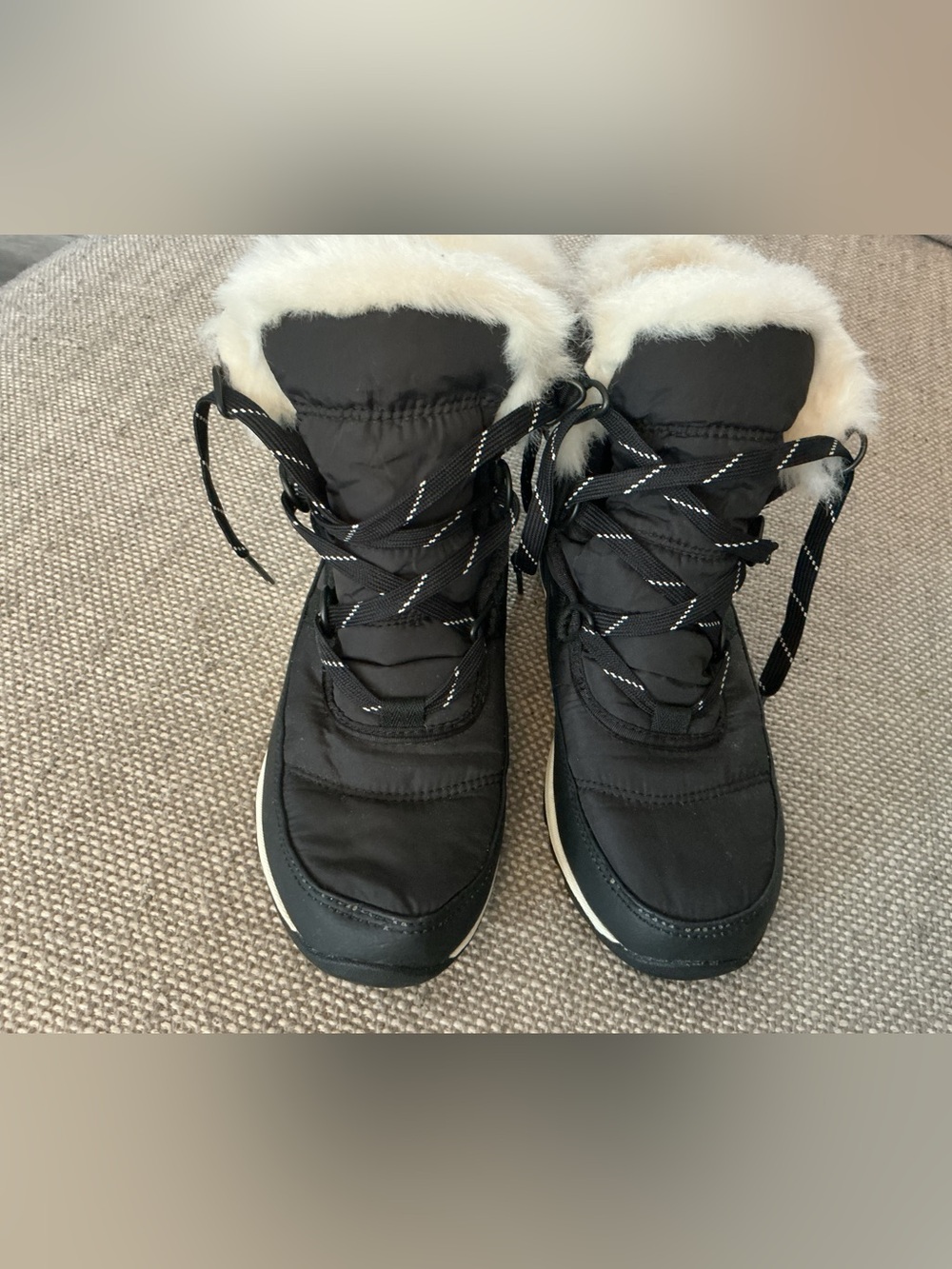 Sorel Black Winter Lace-Up Boots with White Faux-Fur Collar